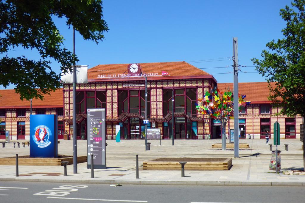 Terminus Du Forez Saint-Etienne Centre Gare Chateaucreux Dış mekan fotoğraf